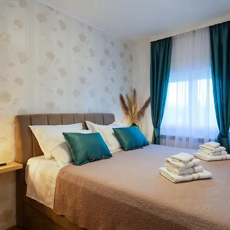 Villa Three-bedroom In *