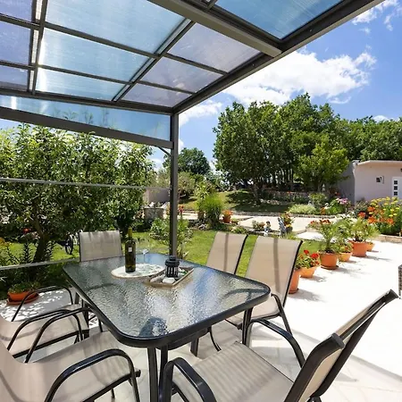 Three-bedroom In * Dabar