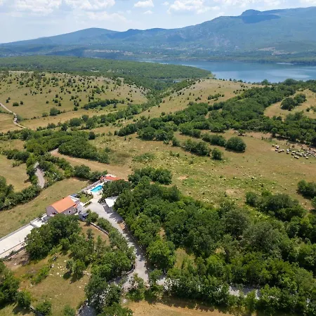 Three-bedroom In * Dabar