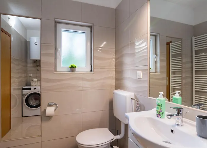 Three-bedroom In Villa *