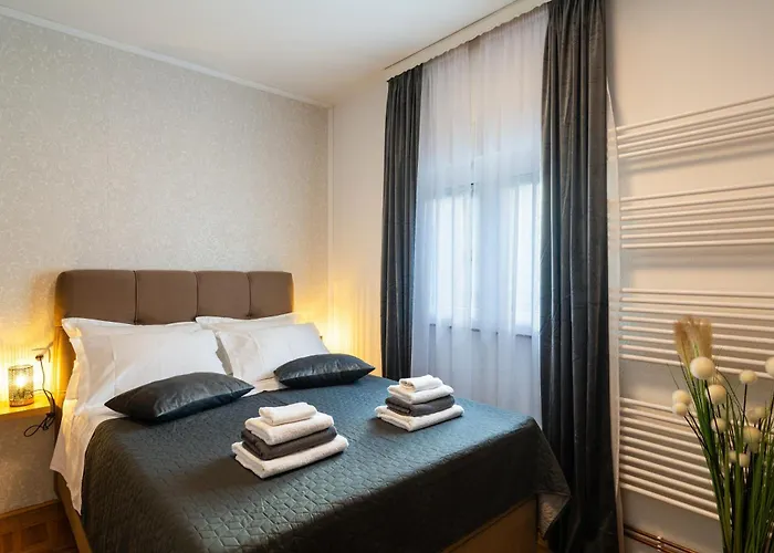 Three-bedroom In Villa *